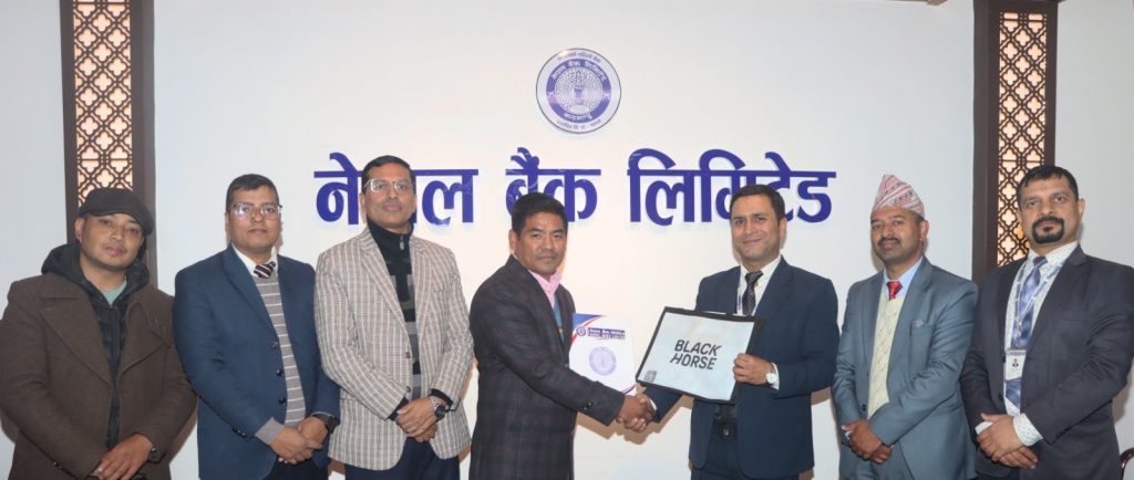 ब्ल्याक हर्स ब्रान्डका जुत्ता खरिद गर्दा नेपाल बैंकका ग्राहक, कर्मचारीलाई छुट सुविधा
