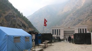 रसुवागढी नाकाबाट ४० अर्बभन्दा बढीको आयात हुँदा ९० करोड मूल्यका वस्तु निर्यात