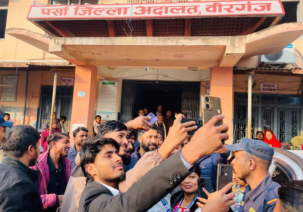 मनोनयनकै दिन तीन वटा मुद्दा सुनुवाइ, रवि लामिछाने भन्छन्– ‘म अभिमन्यु होइन’