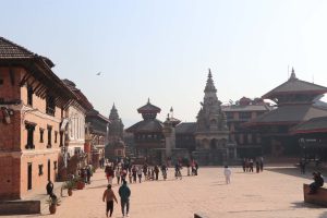 भक्तपुर– १ का मतदाता भन्छन्– सधैँ जनतामाझ रहने उम्मेदवारलाई मात्र मत दिन्छौँ