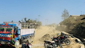 उदयपुर–२ : फेरिरहन्छन् प्रतिनिधि, फेरिँदैन सडकको अवस्था