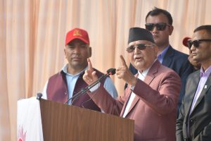 बच्चाबच्चीले पनि प्रधानमन्त्री बन्छु भन्छ, तर घोषणा गर्दैमा बन्दैन : अध्यक्ष ओली