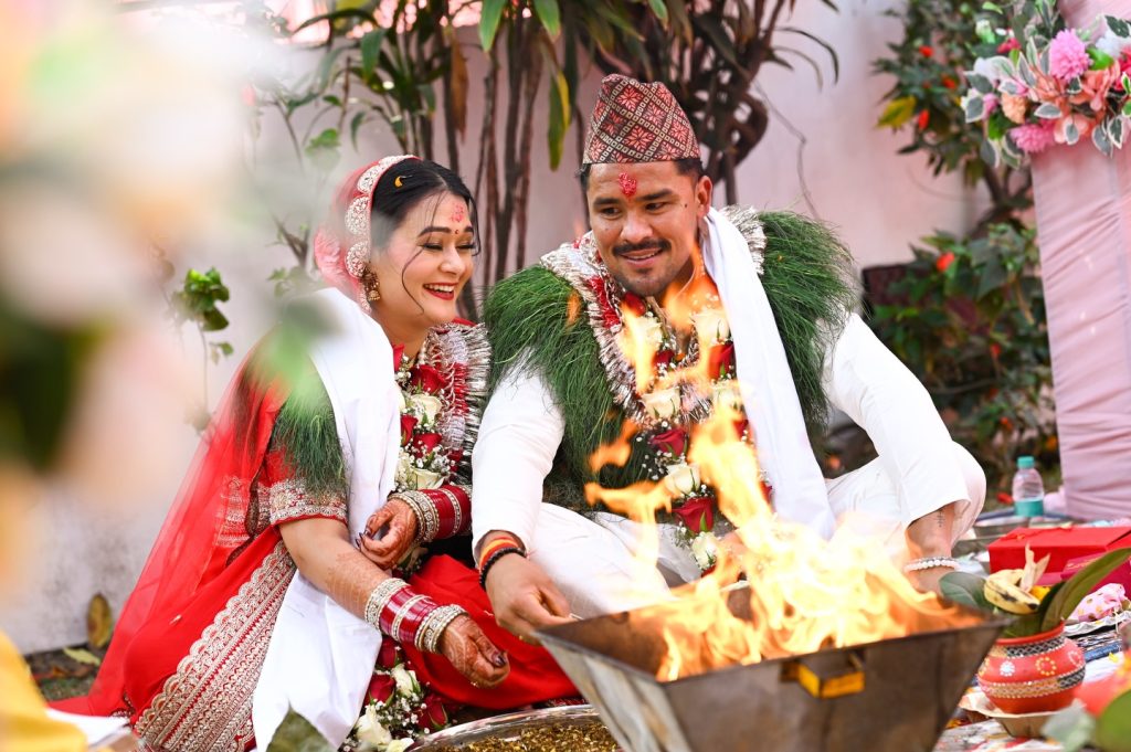 करण केसी र वर्षा बस्नेत वैवाहिक बन्धनमा
