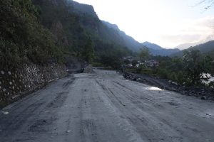 मार्ग खुलेको १८ वर्षपछि सडक स्तरोन्नति, लागत १० करोड