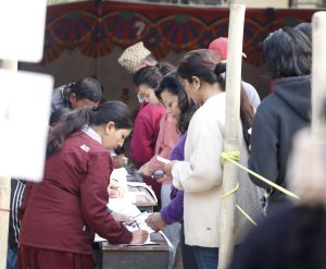 ओखलढङ्गामा दिउँसो १ बजेसम्म २४ दशमलव ५० प्रतिशत मतदान