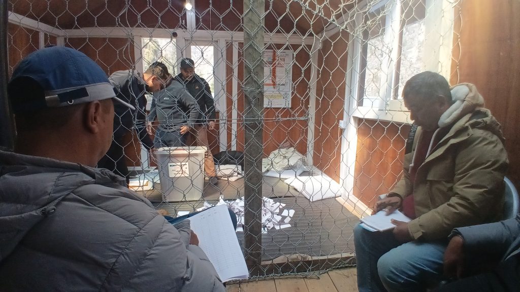 हिमाली जिल्ला मनाङमा सुरु भयो मतगणना