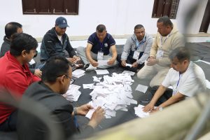 निर्वाचनको दुई दिनपछि गोरखा र सङ्खुवासभामा मतगणना सुरु