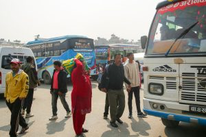 नेतृत्वको छान्न हतारोमा मतदाता (फोटो फिचर)