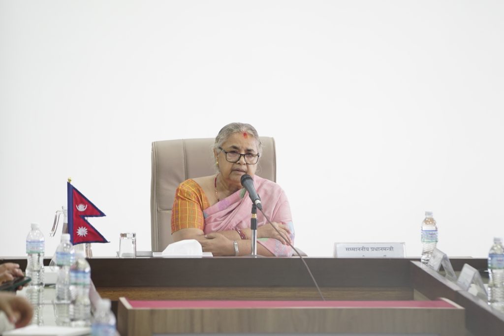 प्रधानमन्त्री कार्की र कतारका समकक्षीबीच फोनवार्ता स् ३ लाख ६० हजार नेपालीको सुरक्षामा ध्यान दिन आग्रह