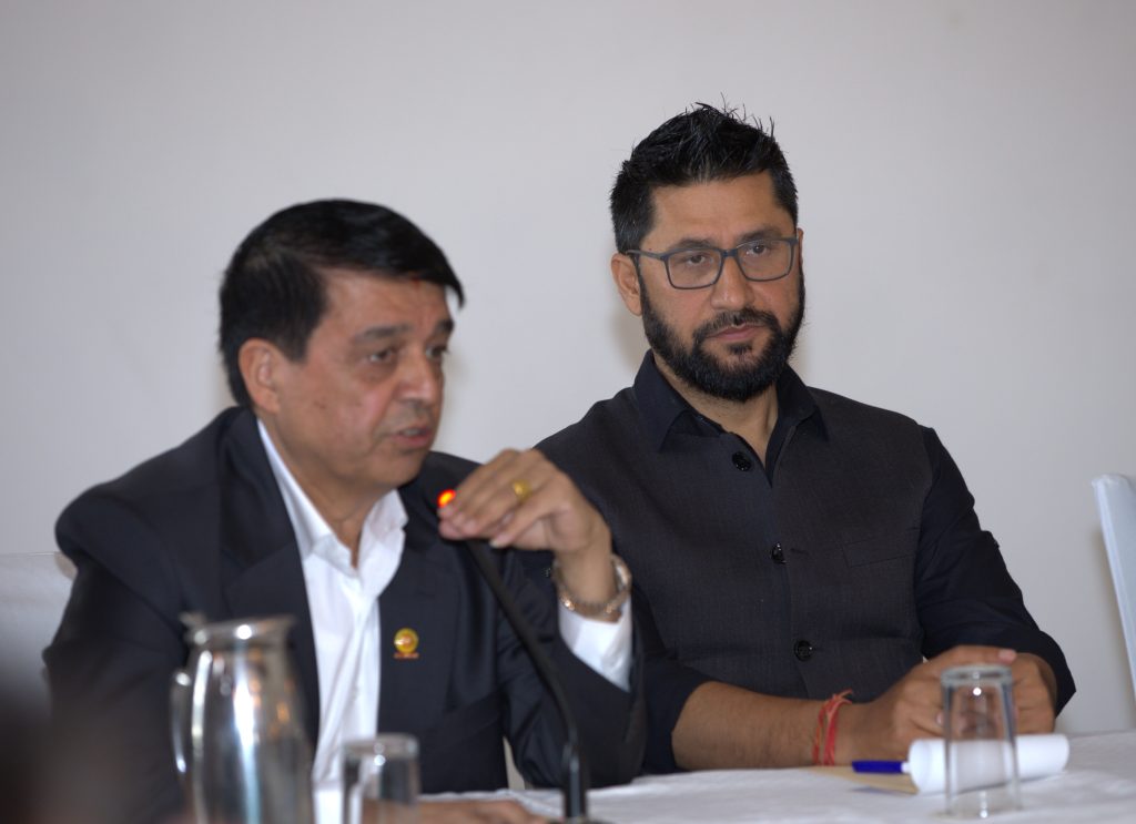 ‘आयकरको सीमा घटाउन सरकार सकारात्मक छ ’