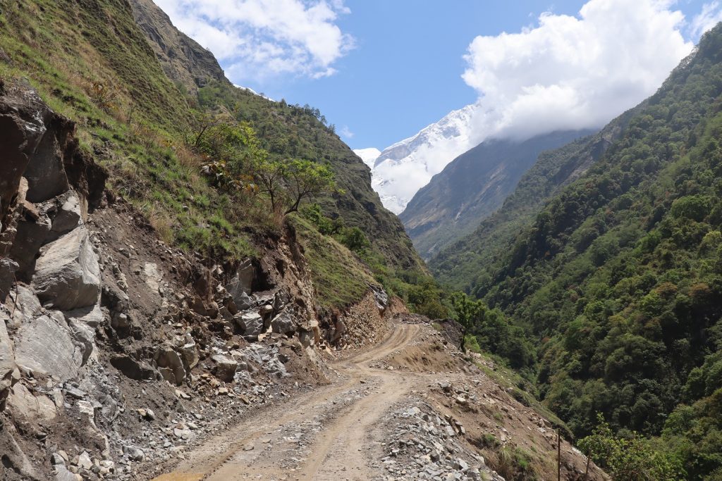 ‘सुपर घलेम्दी’ जलविद्युत् आयोजनाको पहुँचमार्ग निर्माण सुरू