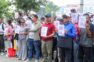 इजरायल जान पर्खिरहेका युवाहरू सडकमा