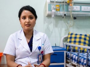 नेपालका अस्पतालमा दक्ष नर्सको अभाव, सेवा गुणस्तरमा असर पर्ने चिन्ता