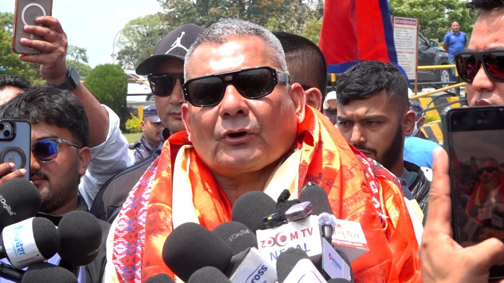 बालेन डोजर लिएर सुकुम्वासी बस्तीमा होइन, लिपुलेक–कालापानी जानुपर्छ :  दुर्गा प्रसाईँ