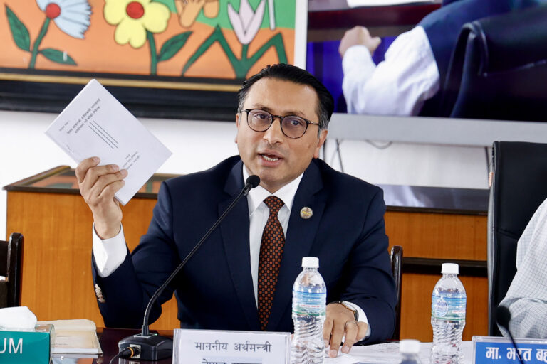 कर प्रणालीलाई सरल र पारदर्शी बनाउँदै लगिएको मन्त्री वाग्लेको दाबी
