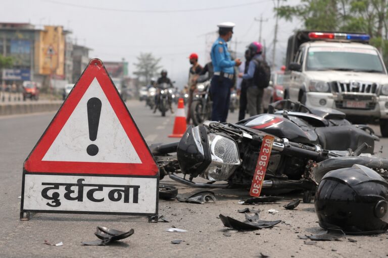 झापामा सडक दुर्घटनाको ग्राफ उकालो, चालकको लापरवाही मुख्य कारण