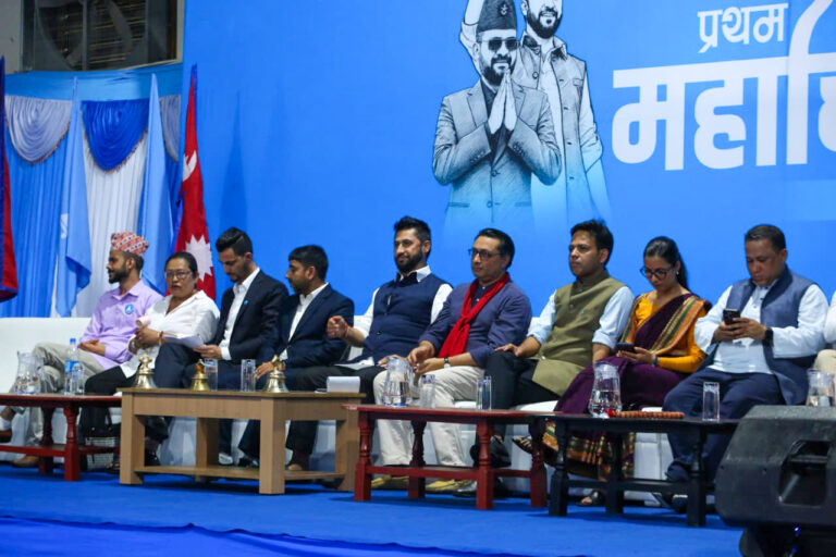 रास्वपाको ६ पदाधिकारीका लागि आज निर्वाचन, महिला उपसभापतिमा सोविता–तोसिमाबीच प्रतिस्पर्धा
