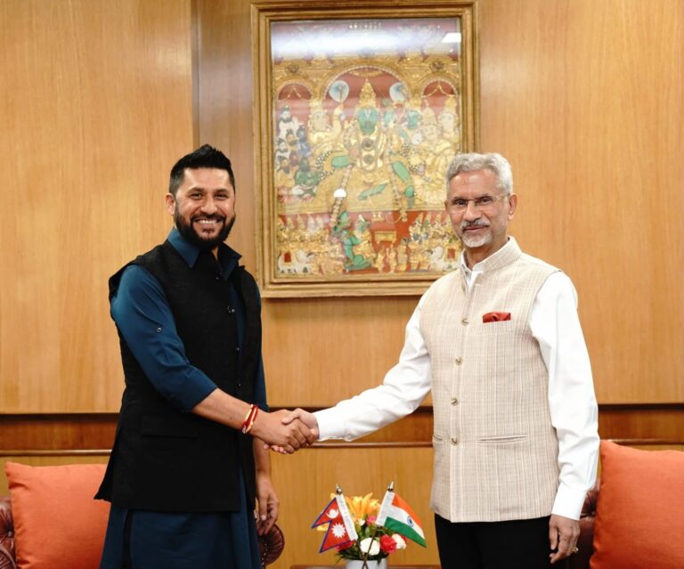 रविसँग भेटेपछि भारतीय विदेशमन्त्रीले भने– विकास साझेदारी र जन सम्बन्धमा छलफल केन्द्रित थियो