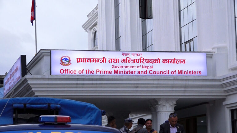 राजस्व छलीको आशंकामा समातिएका ७७९ ईभीबारे छानबिन गर्न सरकारले बनायो समिति