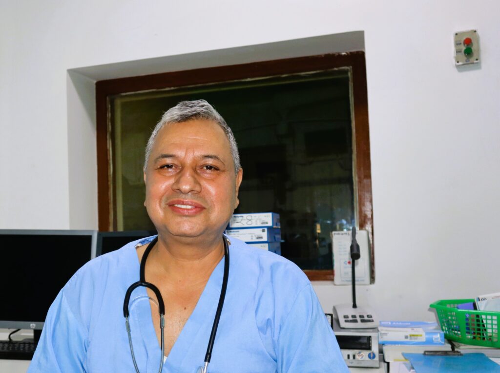 डा रेग्मी जसले ३३ हजार मुटुको धड्कन फर्काए