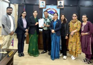 स्वास्थ्य मन्त्री मेहतालाई रास्वपाको ‘स्वास्थ्य बिमा पुनर्संरचनासम्बन्धी मार्गचित्र’