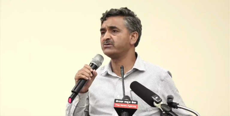 एमबिएस प्रश्नपत्र चुहावट घटनामा समिति बनाएर शिक्षामन्त्री उम्किन खोजेको गैरेको आरोप