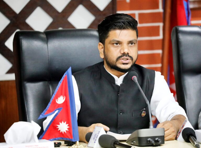 रोजगार र उद्यमशीलता प्रवर्द्धनमा सरकारको जोड, सात उद्यमी पुरस्कृत