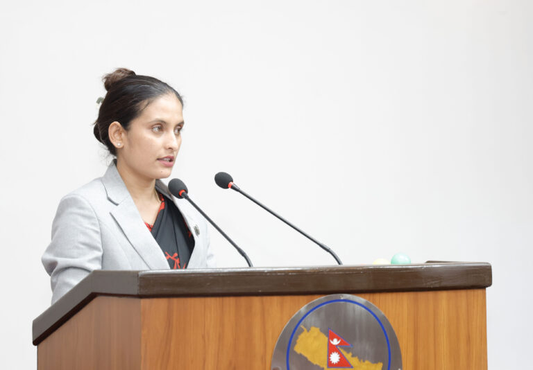 स्वास्थ्यसम्बन्धी मौलिक हकको प्रभावकारी कार्यान्वयनमा सरकार प्रतिबद्ध : मन्त्री मेहता