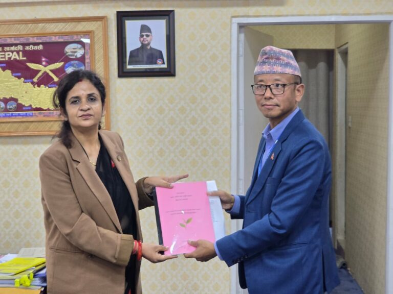 चिया क्षेत्रको संकट समाधानका लागि सरकारलाई कार्यदलले बुझायो प्रतिवेदन, तीन चरणमा समस्या सुझाउन सुझाव