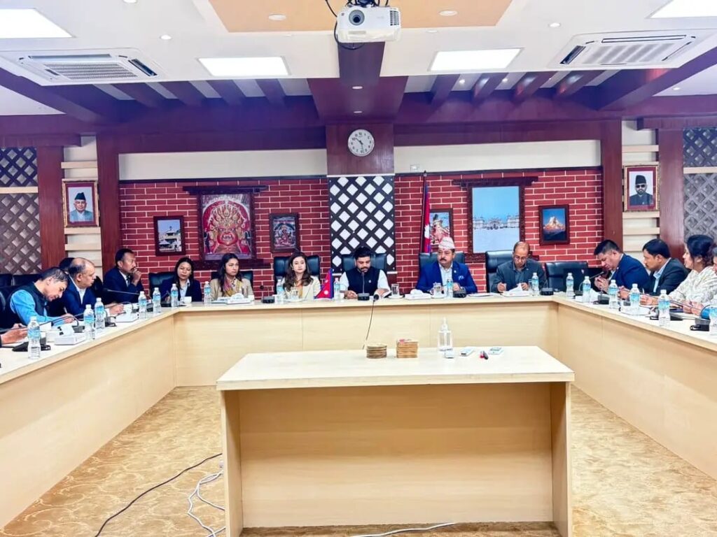 कार्यस्थलमै सीप, उद्योगलाई दक्ष जनशक्ति : सरकार–निजी क्षेत्रबीच सहकार्य बढाउने तयारी